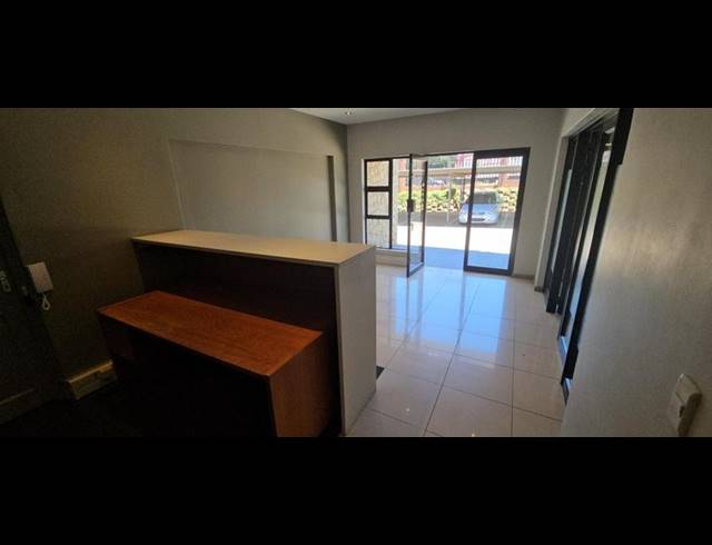 BUSINESS PROPERTY TO RENT IN CARLSWALD